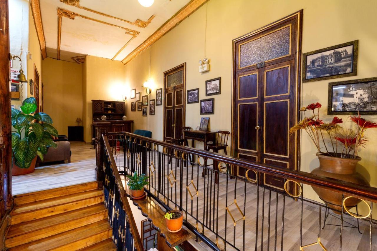 Hotel Majestic 1 Cuenca Exterior foto